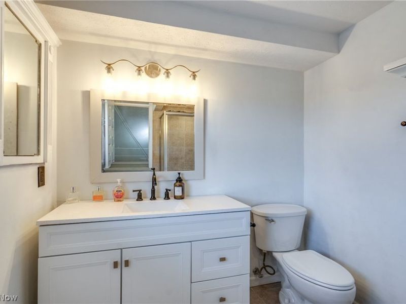 5880 Deepwood Trail, Solon, OH 44139 Photo 36