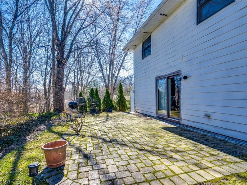 5880 Deepwood Trail, Solon, OH 44139 Photo 48