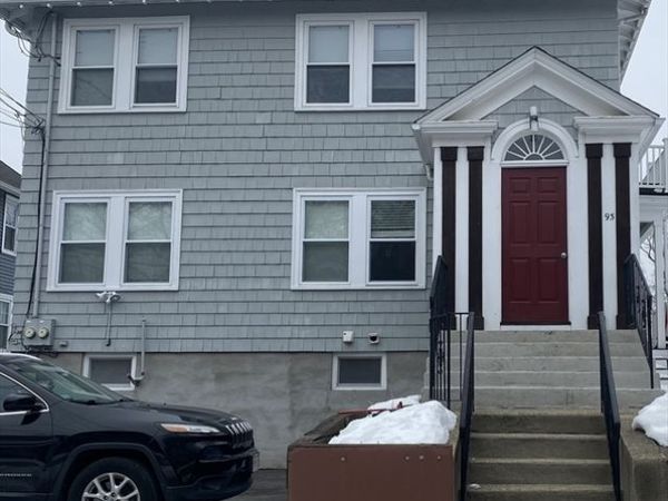 93 Jewett St., Unit 2, Newton, MA 02458