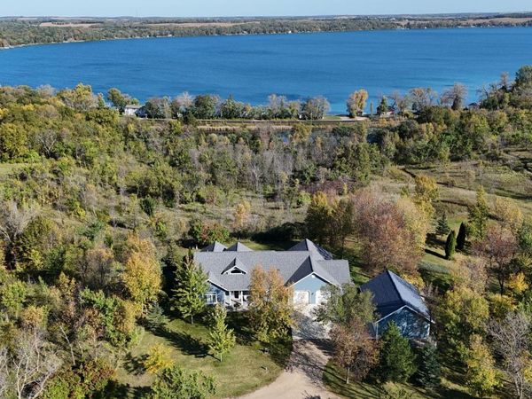 37654 S Eagle Lake Road, Battle Lake, MN 56515