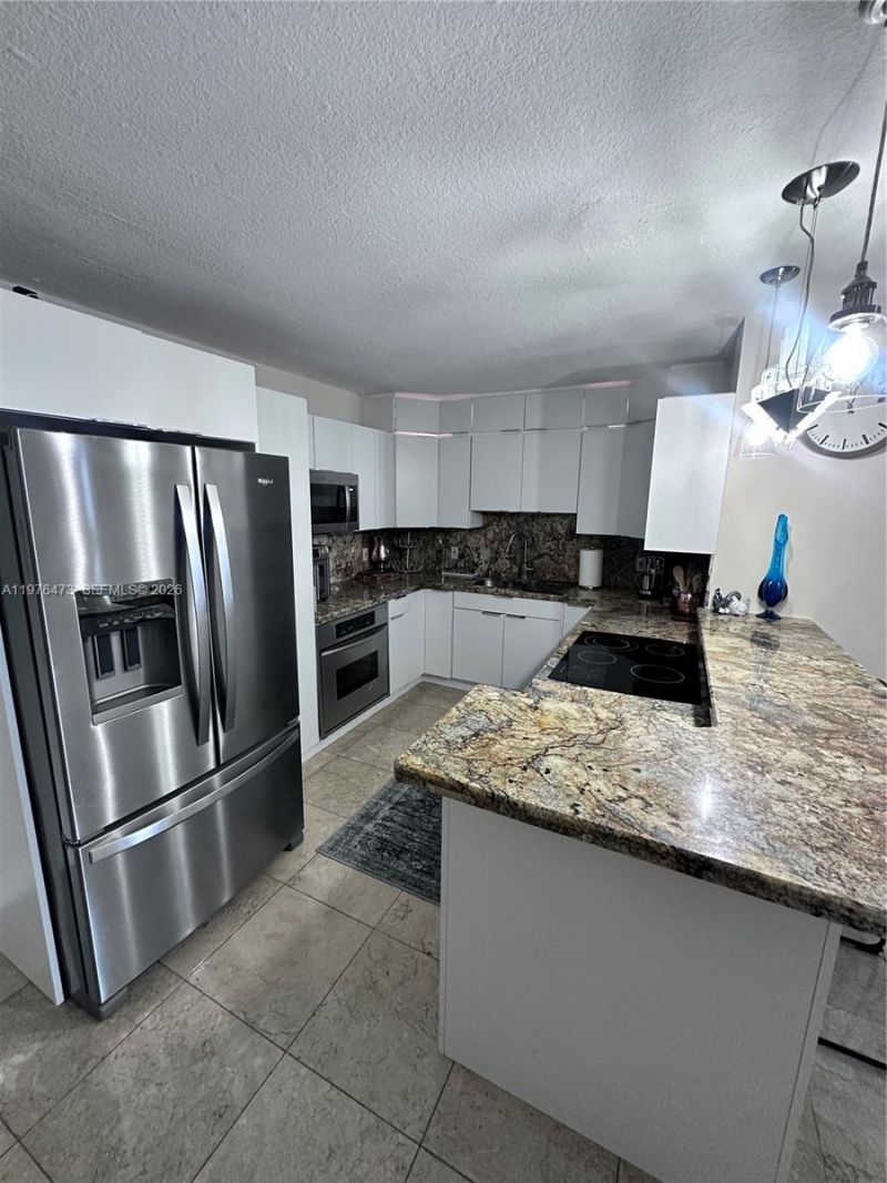 3140 S Ocean Dr , Unit 506, Hallandale Beach, FL 33009 Photo