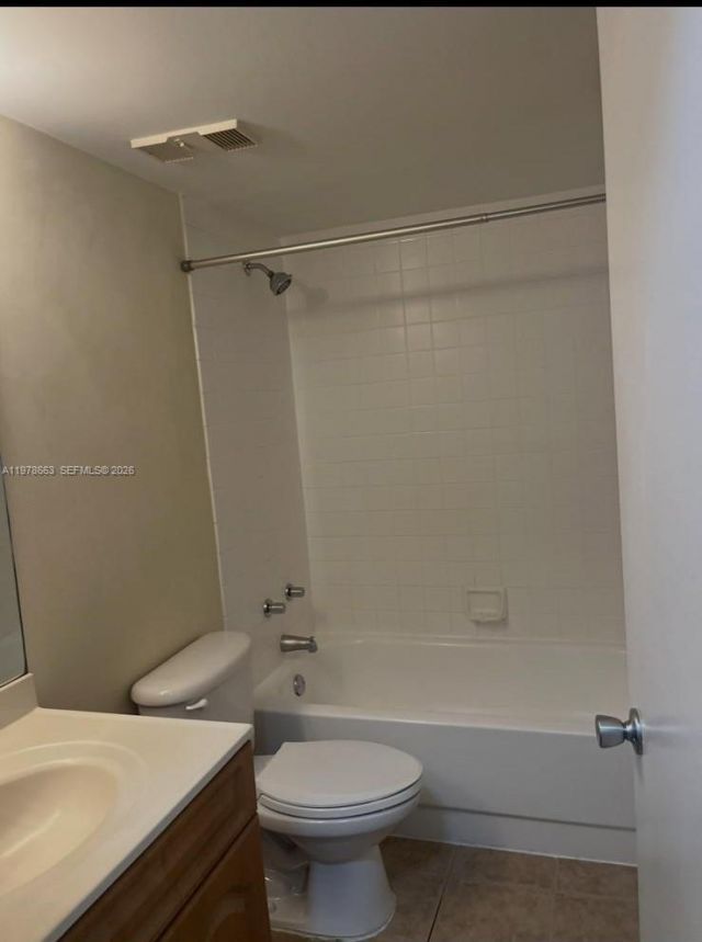 5721 Riverside Dr , Unit 205B5, Coral Springs, FL 33067 Photo