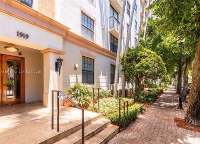 1919 Van Buren St, Unit 212A, Hollywood, FL 33020 Photo