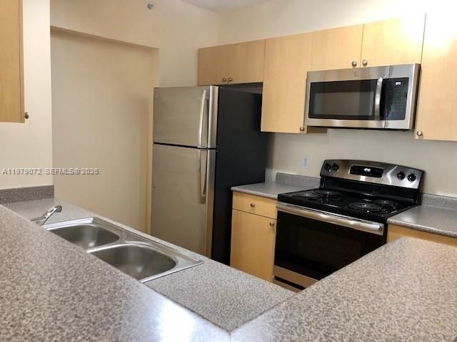 1919 Van Buren St, Unit 212A, Hollywood, FL 33020 Photo