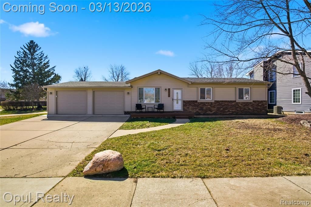 43761 Yorktown Street, Canton, MI 48188 Main Photo