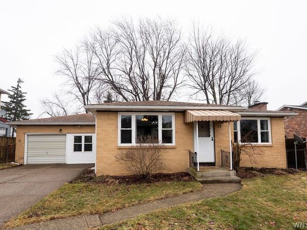 17 Woodrow Place , Buffalo, NY 14225
