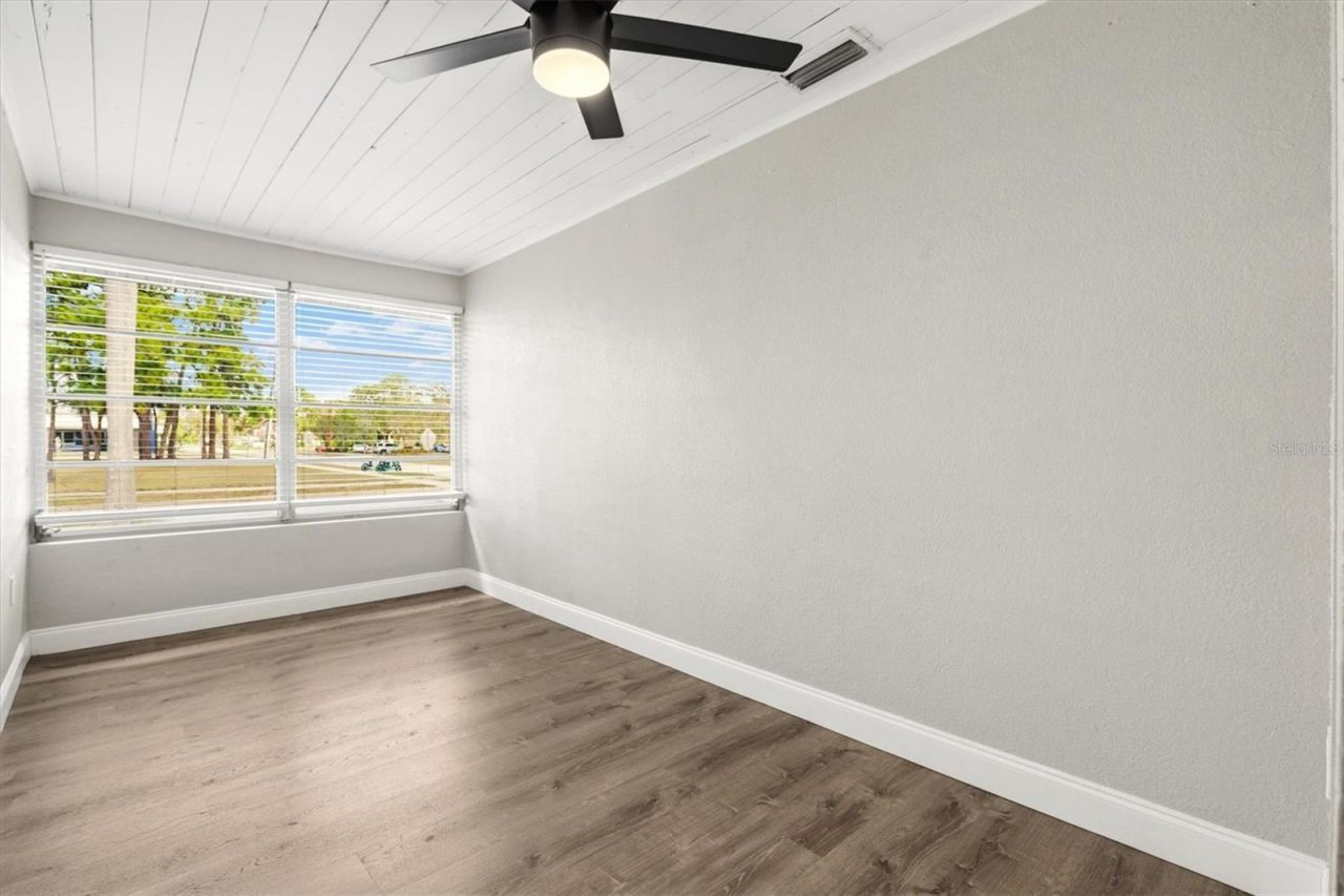 2586 Tami Sola Street, Sarasota, FL 34237 Photo