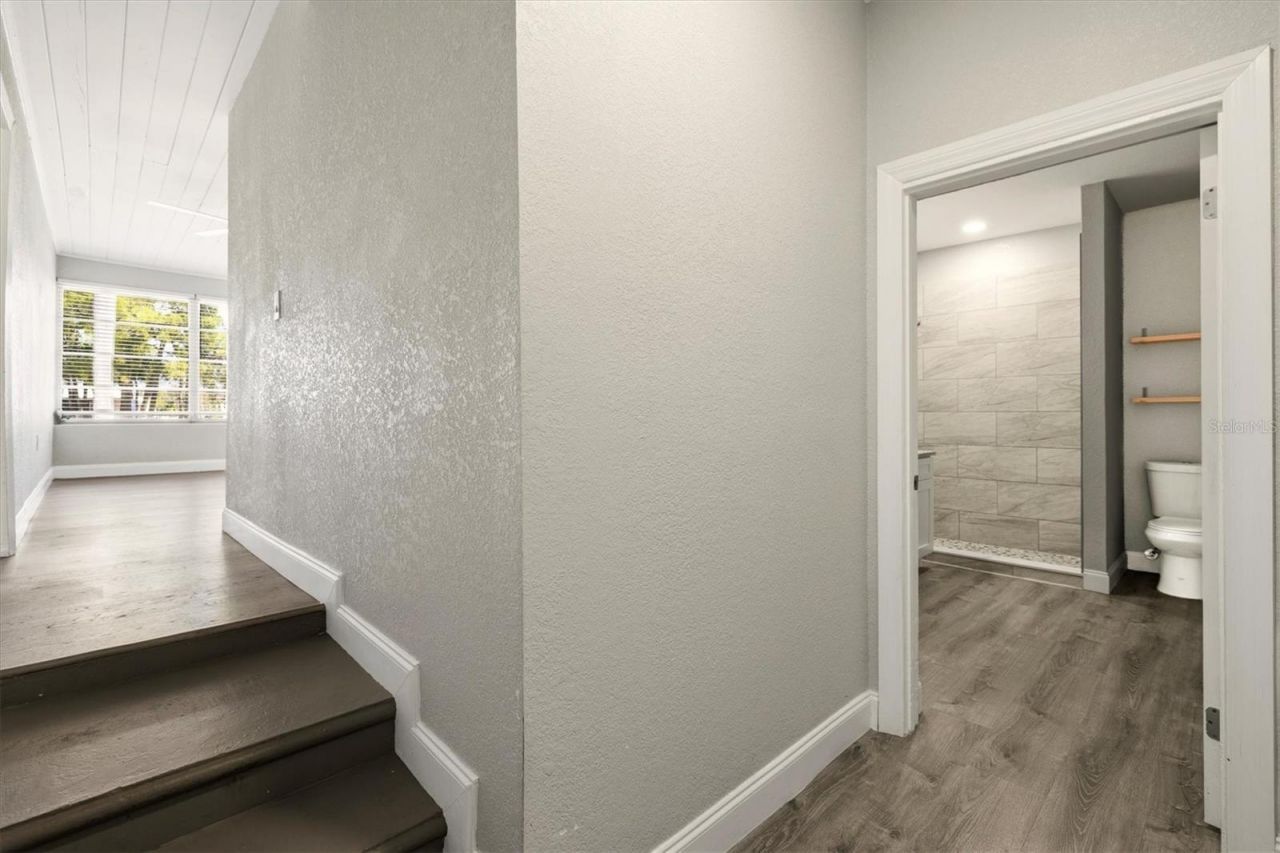 2586 Tami Sola Street, Sarasota, FL 34237 Photo