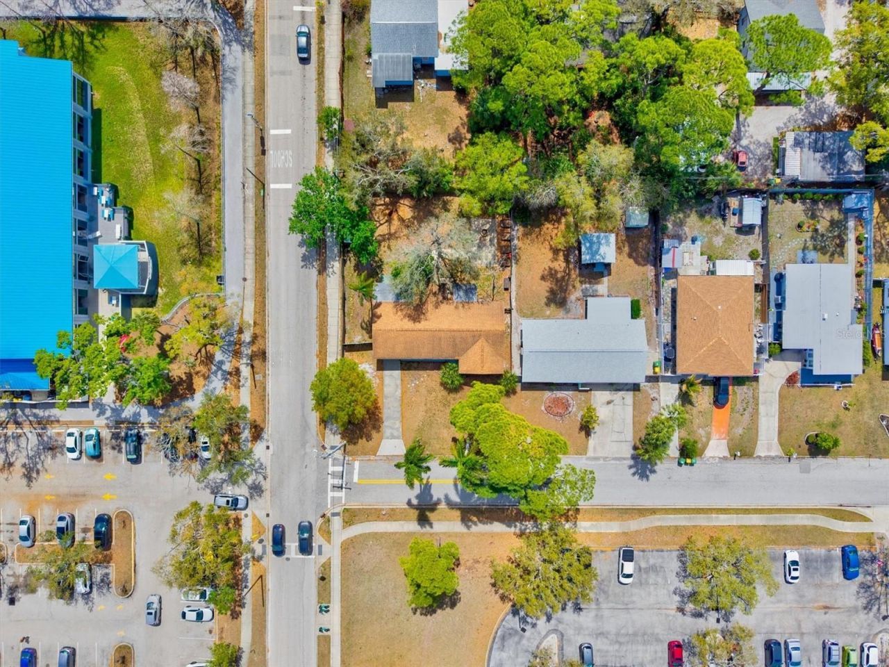 2586 Tami Sola Street, Sarasota, FL 34237 Photo