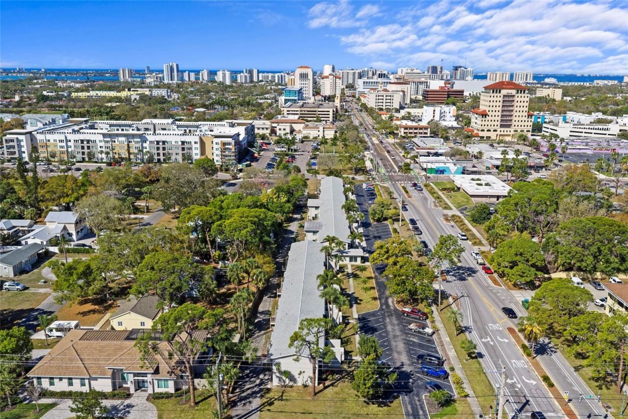 2304 Ringling Boulevard, Unit 103, Sarasota, FL 34237 Photo