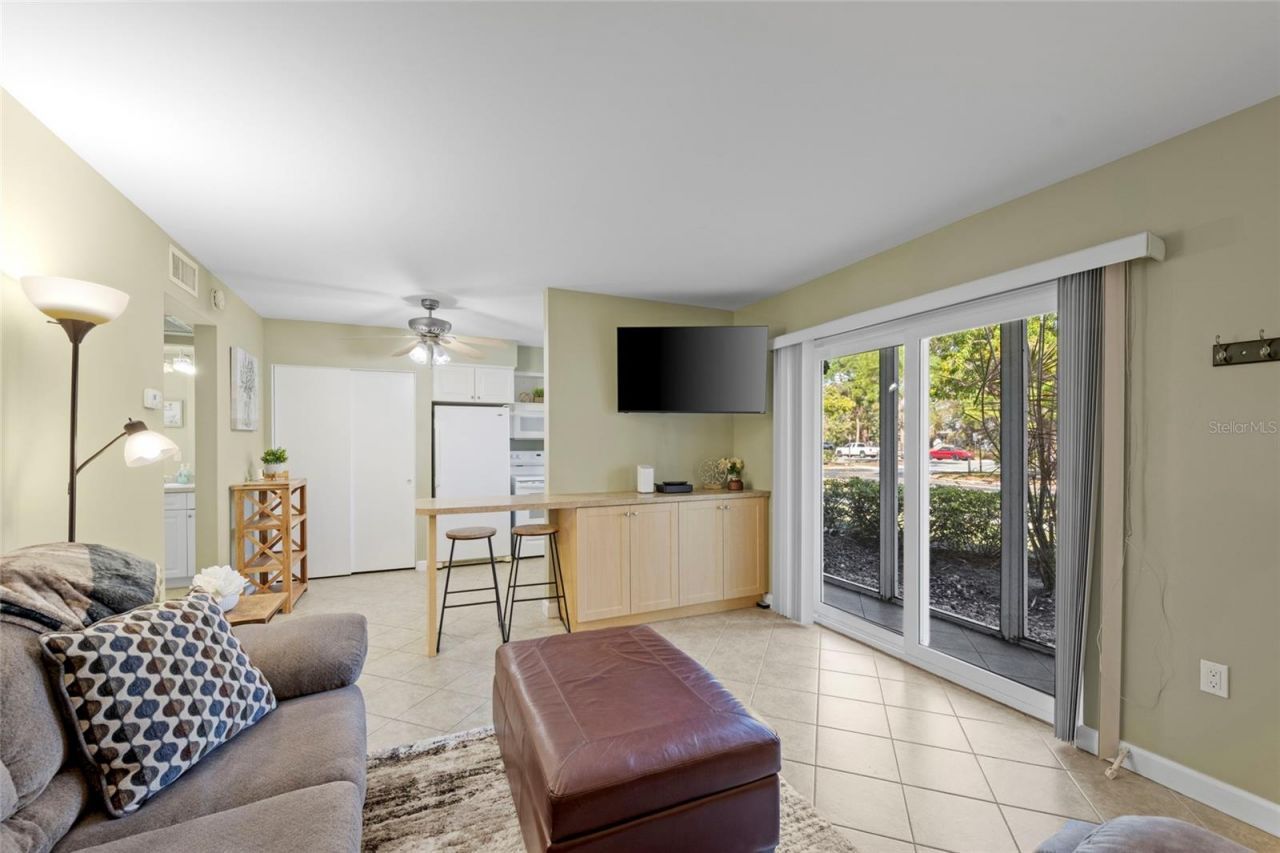 2304 Ringling Boulevard, Unit 103, Sarasota, FL 34237 Photo