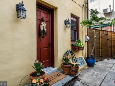 2210R NAUDAIN STREET, PHILADELPHIA, PA 19146