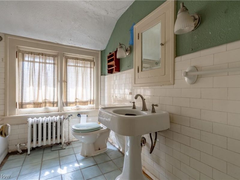 1568 W Exchange Street , Akron, OH 44313 Photo 28