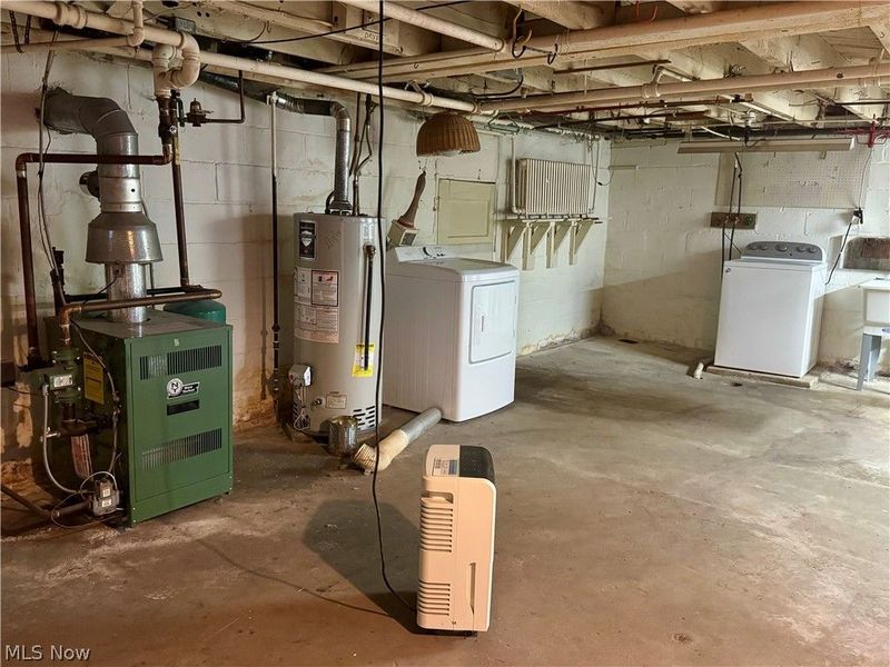 374 Niles Cortland Road SE, Warren, OH 44484 Photo 26