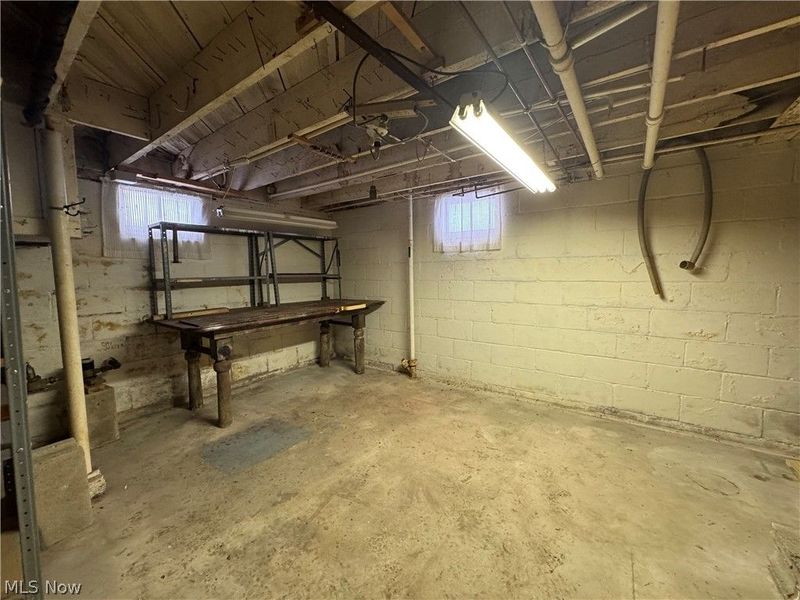 374 Niles Cortland Road SE, Warren, OH 44484 Photo 27