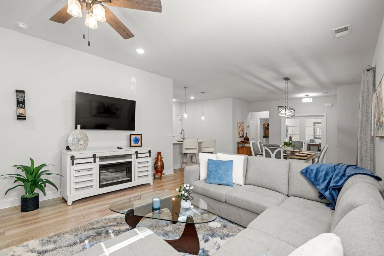 5987 Tramonto St. Photo 14