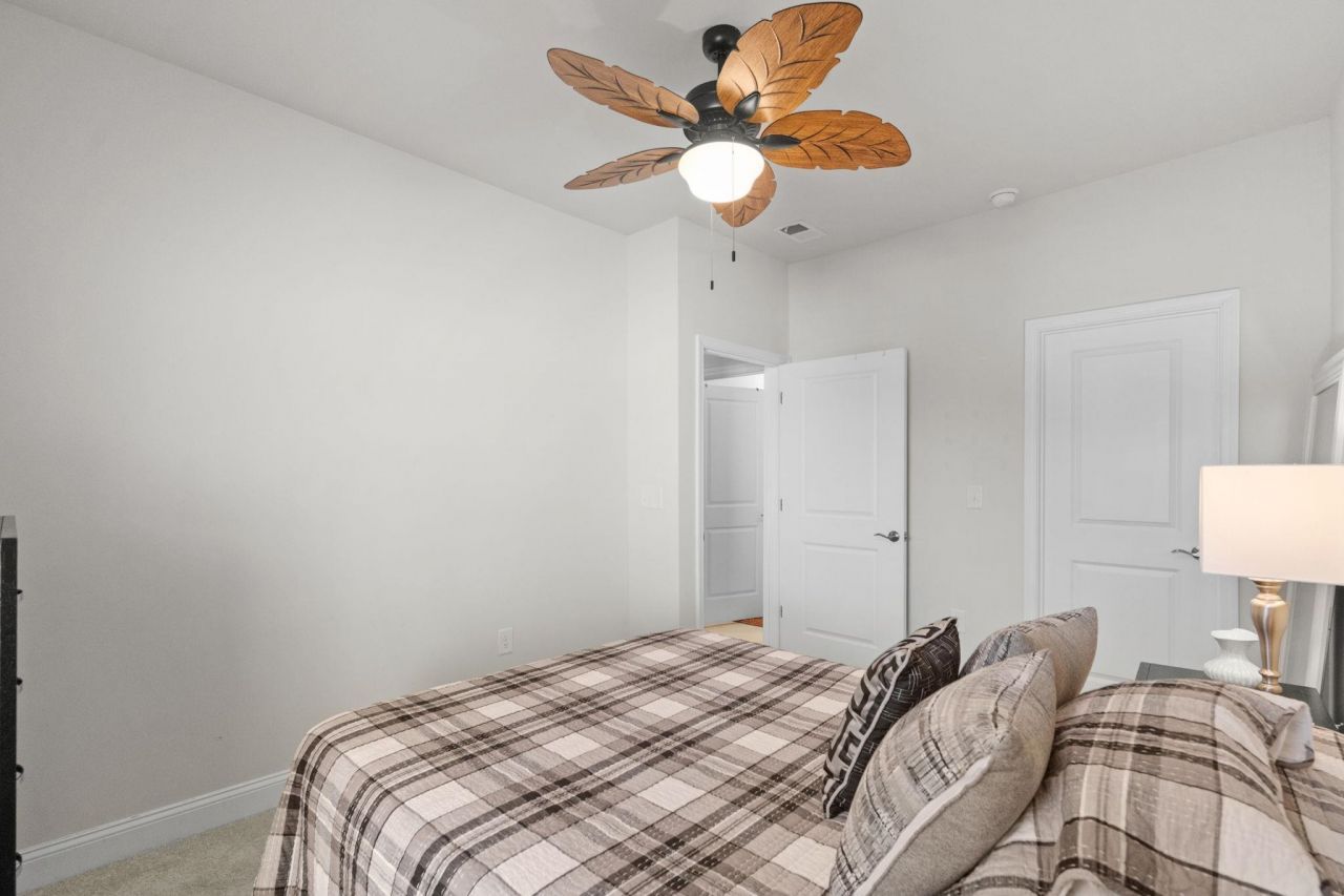 5987 Tramonto St. Photo 36