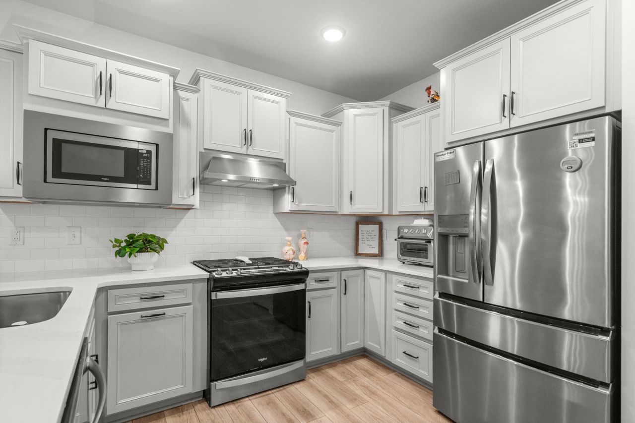 5987 Tramonto St. Photo 5