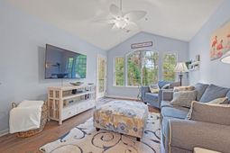 1135 Blue Stem Dr. photo 4