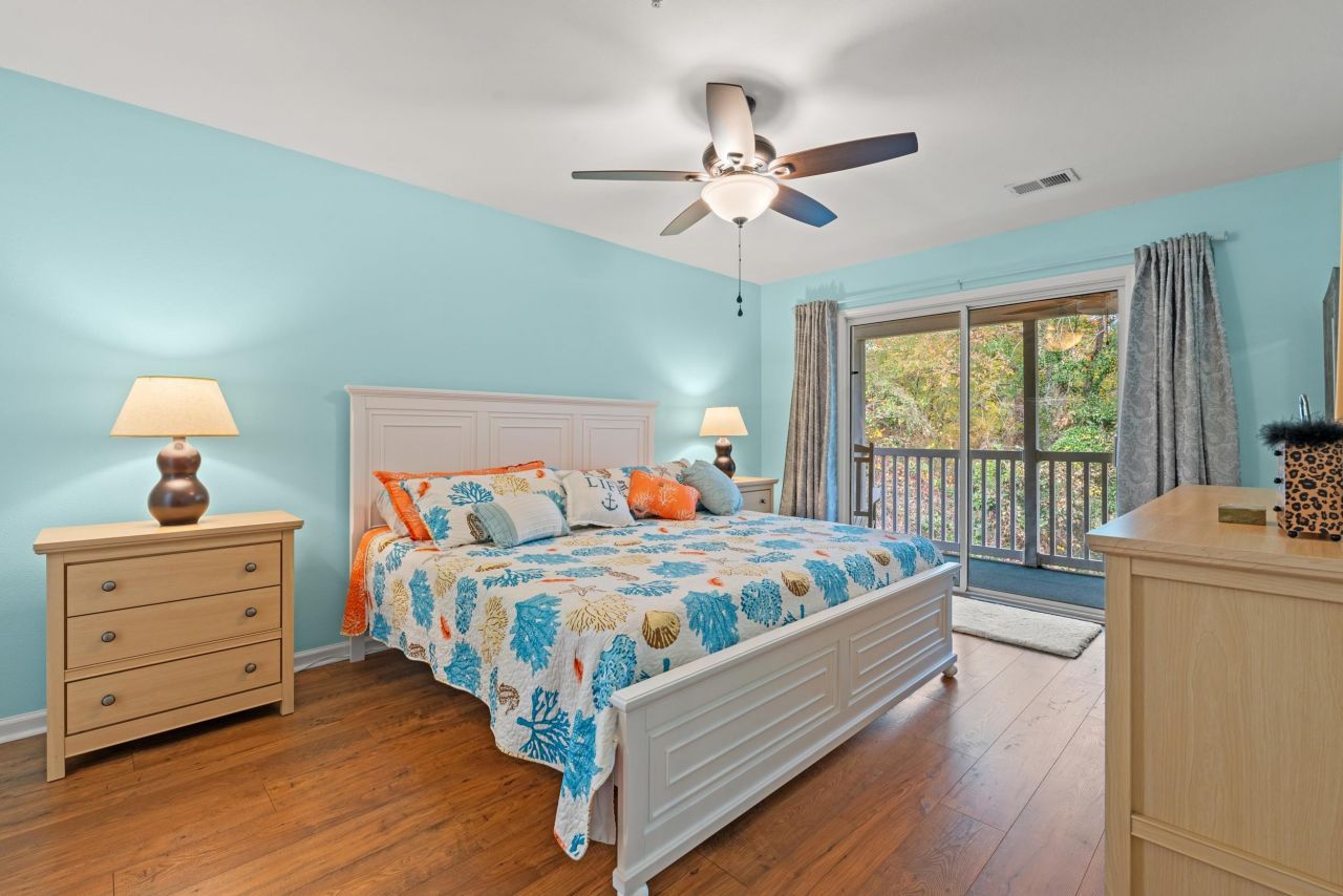 1135 Blue Stem Dr. Photo 8