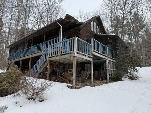 197 Franklin Road, Jay, ME 04239