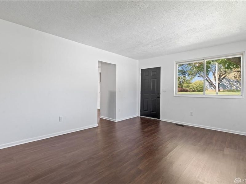 645 E Church Street, Xenia, OH 45385 Photo 6