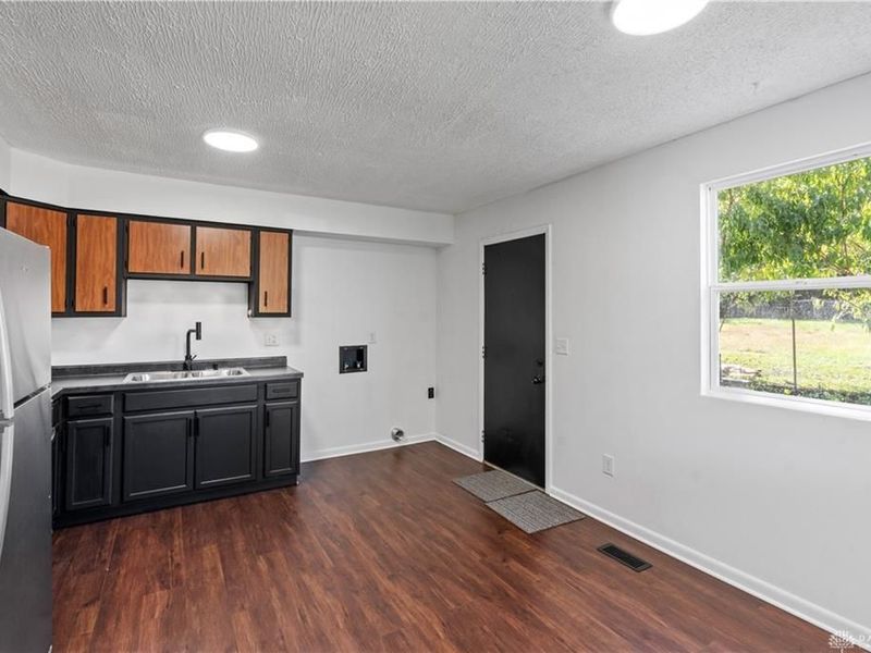 645 E Church Street, Xenia, OH 45385 Photo 7