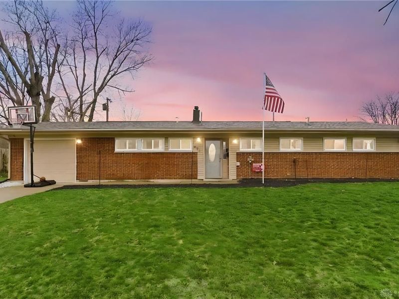 441 Townsend Place, Riverside, OH 45431 Photo 2