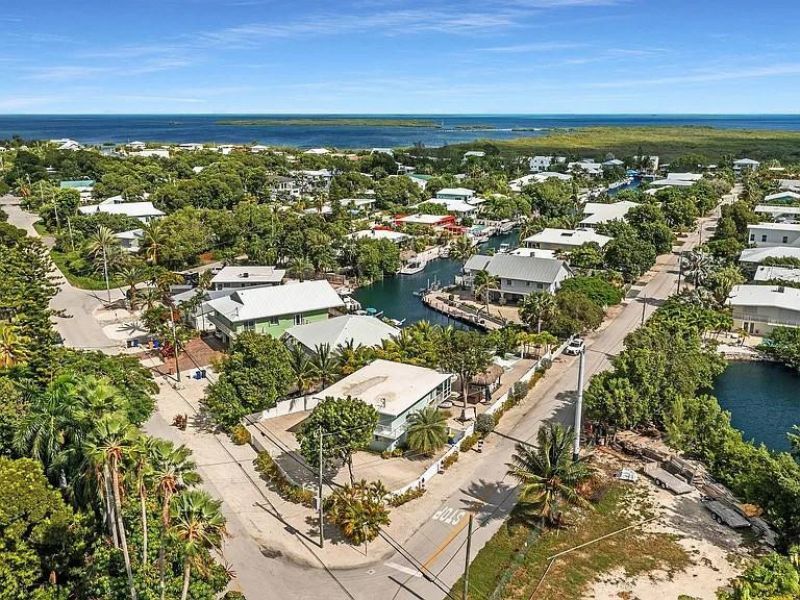 203 Mohawk Street, Tavernier, FL 33070 Photo