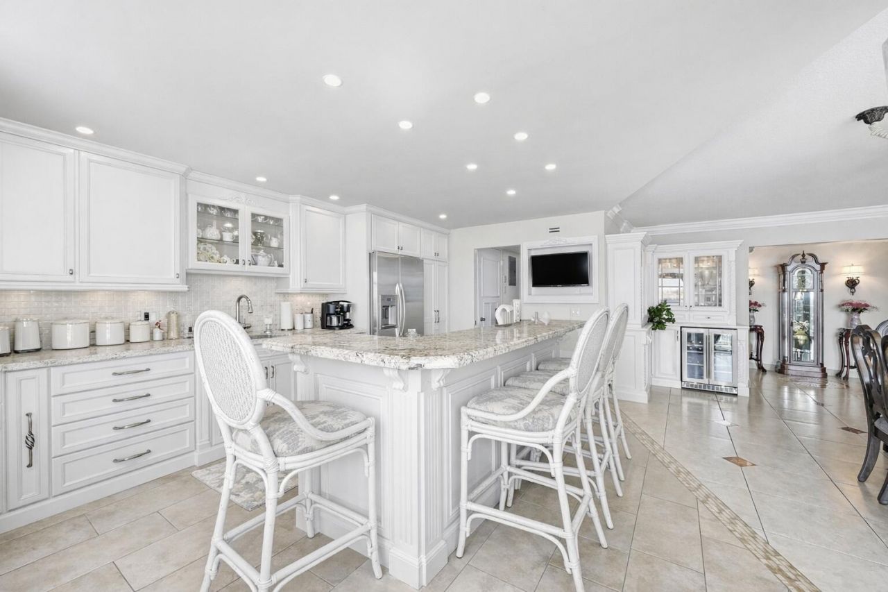 4300 N Ocean Boulevard, Unit 14g, Fort Lauderdale, FL 33308 Photo