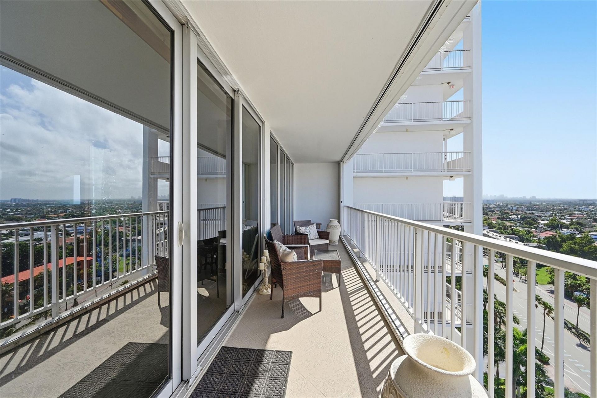 4300 N Ocean Boulevard, Unit 14g, Fort Lauderdale, FL 33308 Photo
