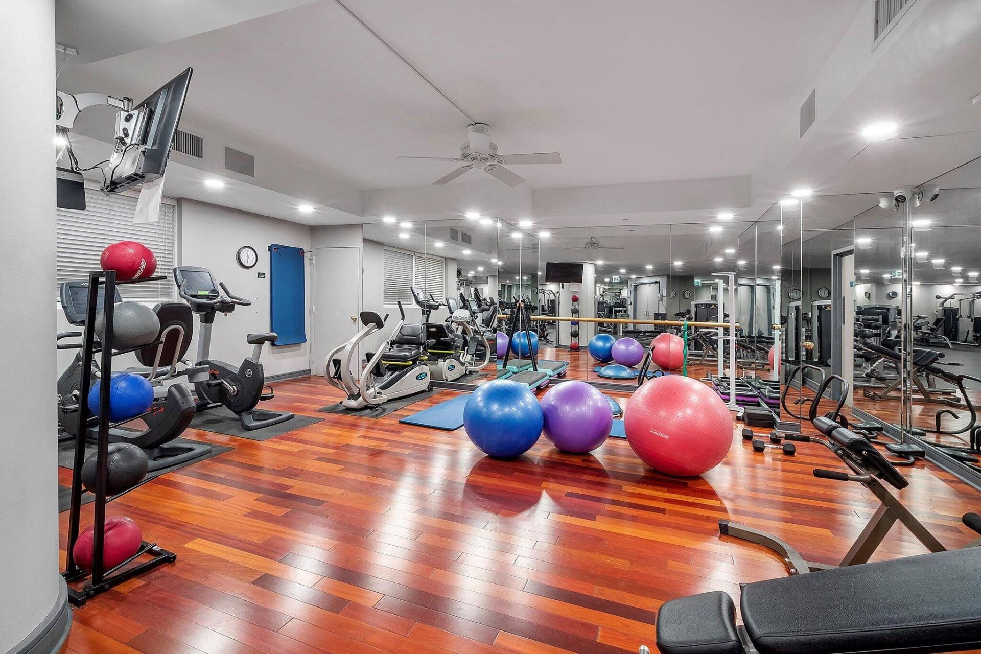 3100 N Ocean Boulevard, Unit 1706, Fort Lauderdale, FL 33308 Photo