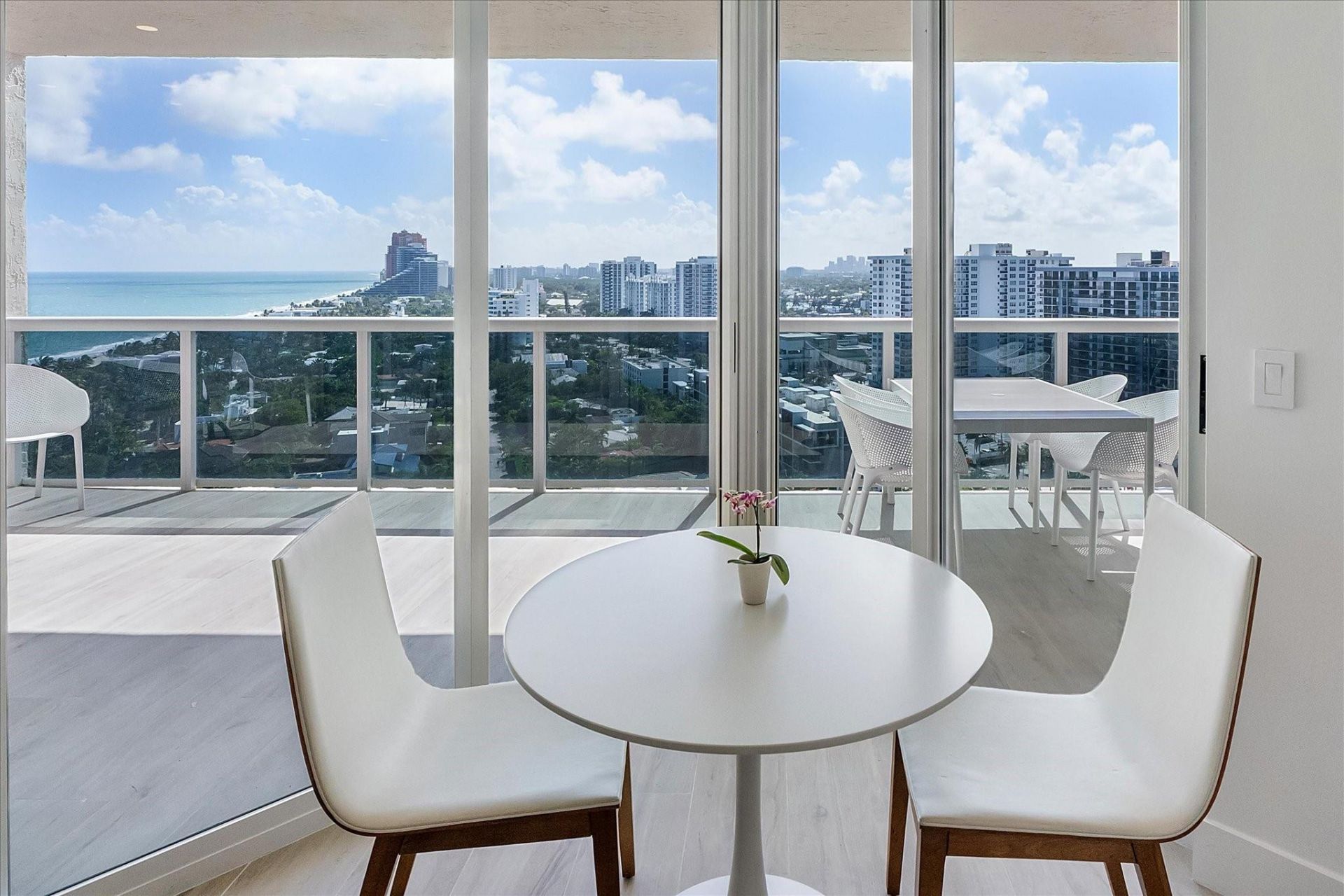 3100 N Ocean Boulevard, Unit 1706, Fort Lauderdale, FL 33308 Photo