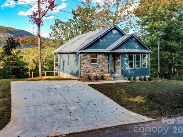 272 Seton Road , Lake Lure, NC 28746