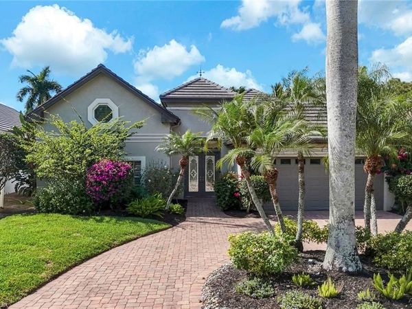 109 Greenfield CT, NAPLES, FL 34110