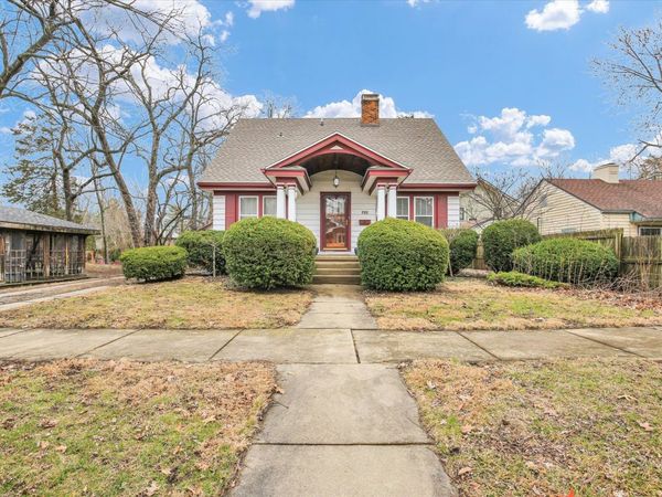 722 S Lynn Street , Champaign, IL 61820