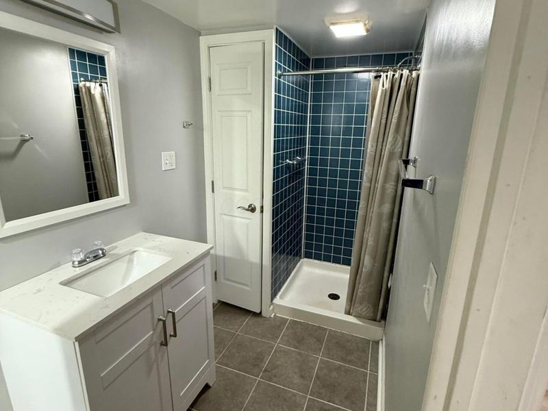 4006 Halsey Place , Columbus, OH 43228 Photo 20