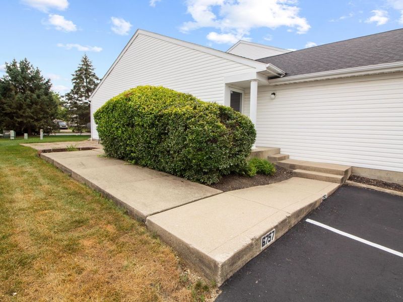 6757 Lagrange Drive , Canal Winchester, OH 43110 Photo 19