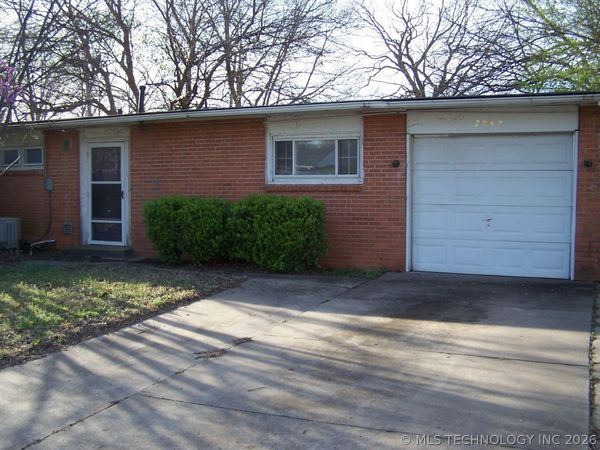 7842 E Latimer Place North , Tulsa, OK 74115