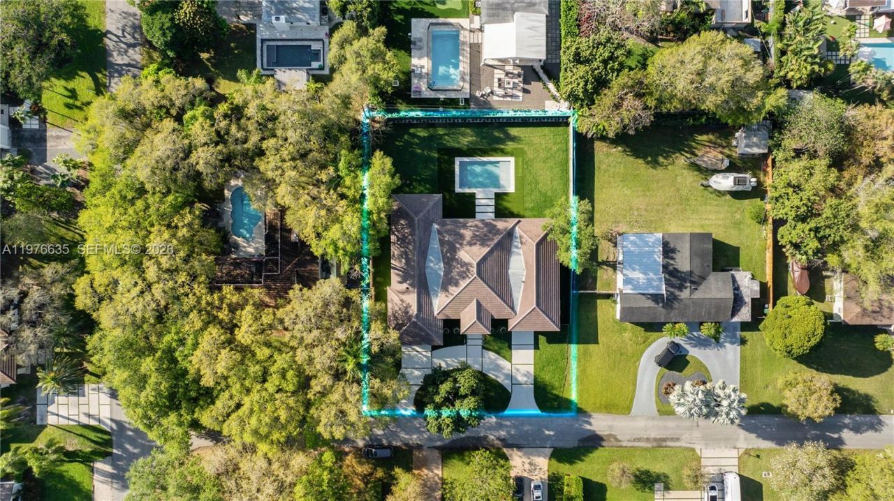 6990 SW 58th St , Miami, FL 33143 Photo