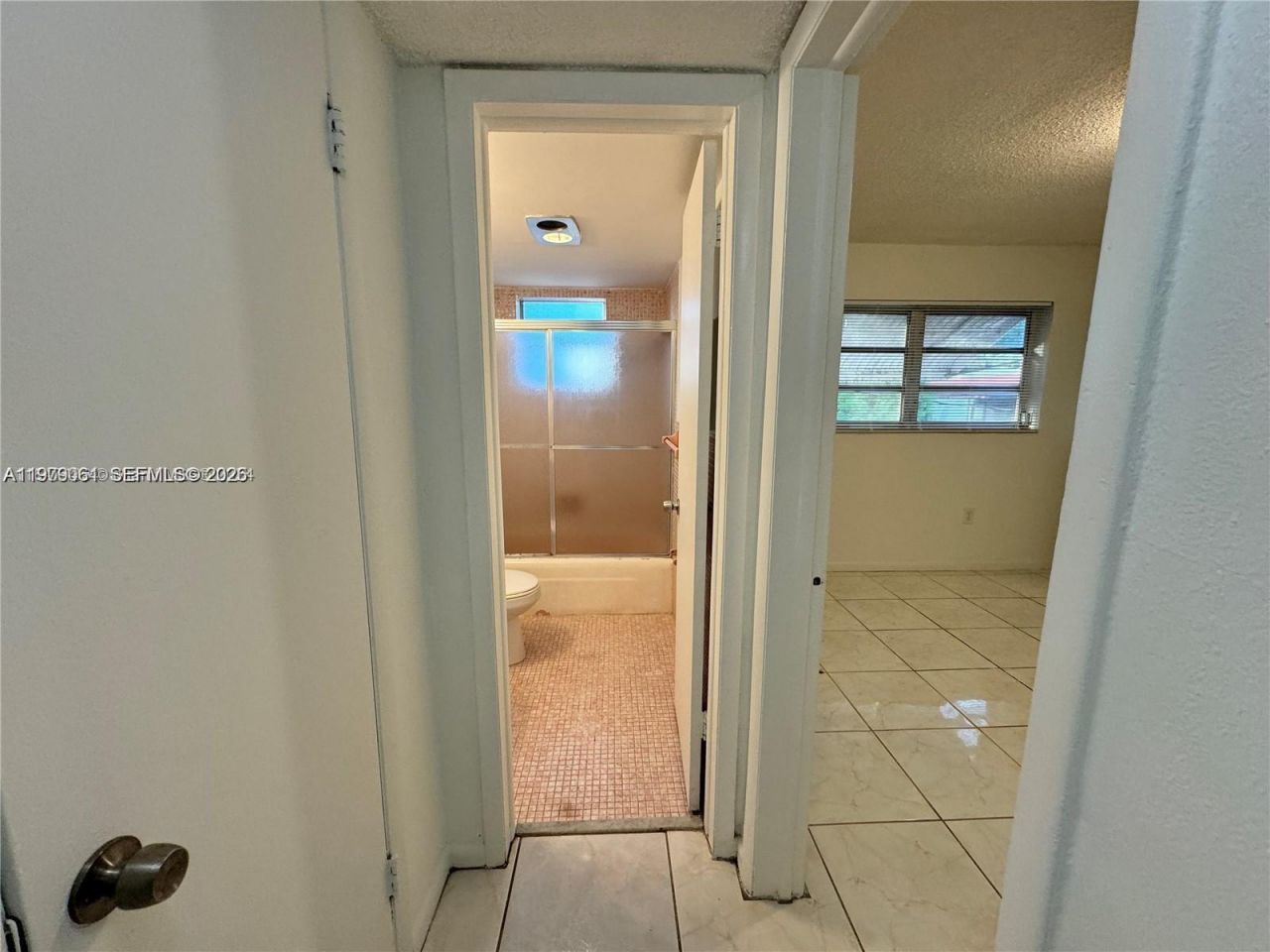 2005 Jefferson St , Unit 205, Hollywood, FL 33020 Photo