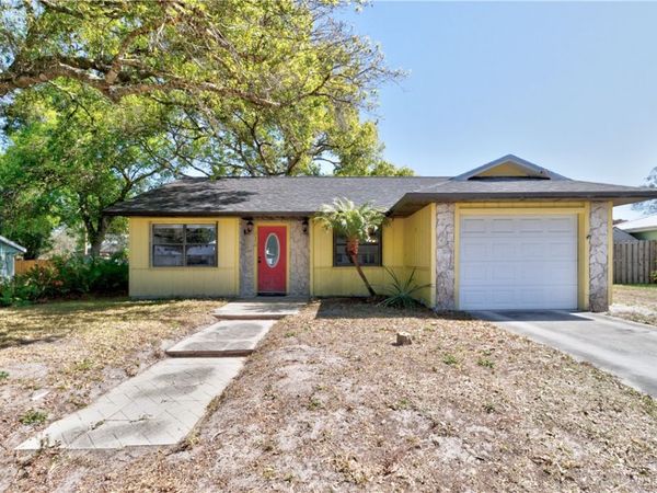 2340 87th Avenue, Vero Beach, FL 32966