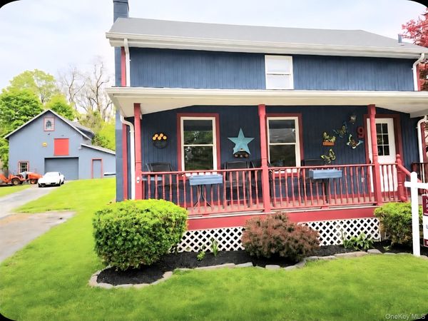 9 Maple Street, Glenham, NY 12527