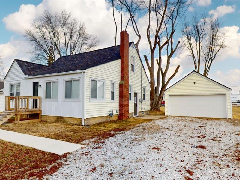 1329 Christy Road, Fremont, OH 43420 Photo 1