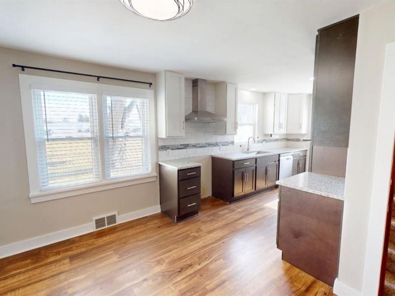 1329 Christy Road, Fremont, OH 43420 Photo 10