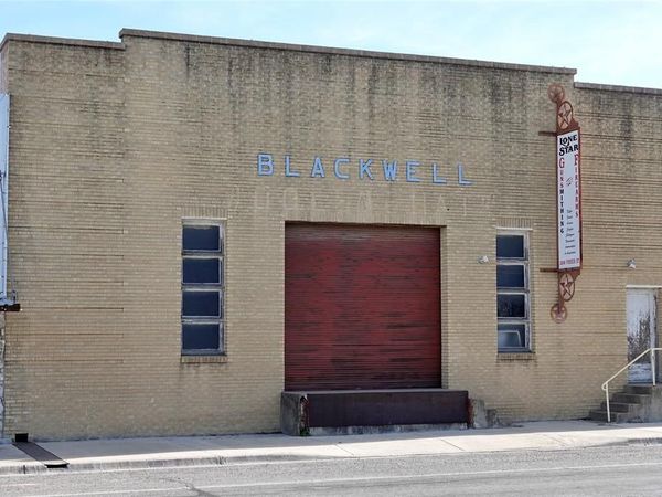 1208 Fisher , Goldthwaite, TX 76844