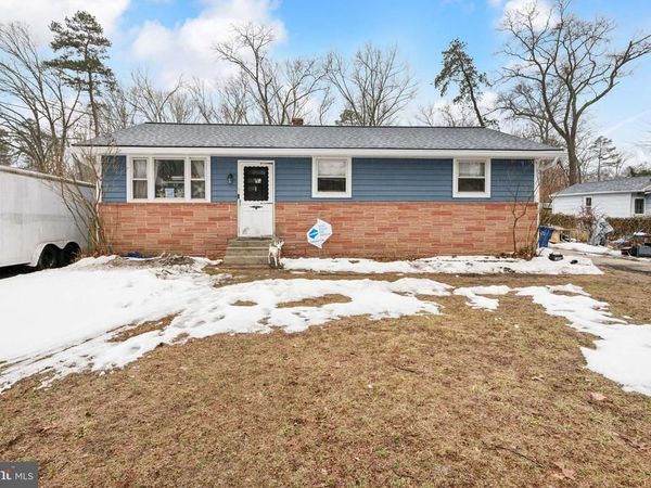 520 W VIRGINIA ROAD, BROWNS MILLS, NJ 08015