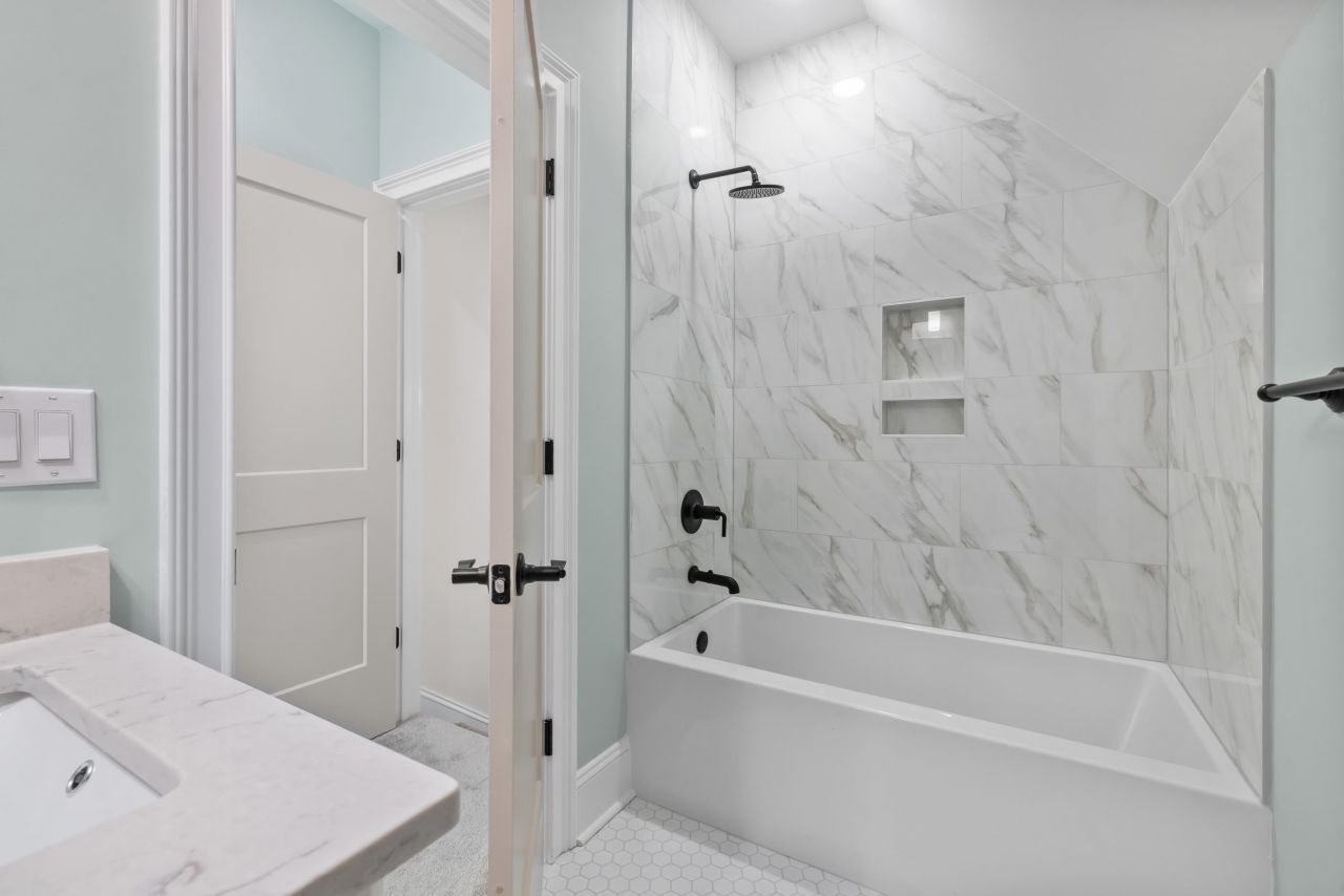 5108 Alwoodley Ln. Photo 25