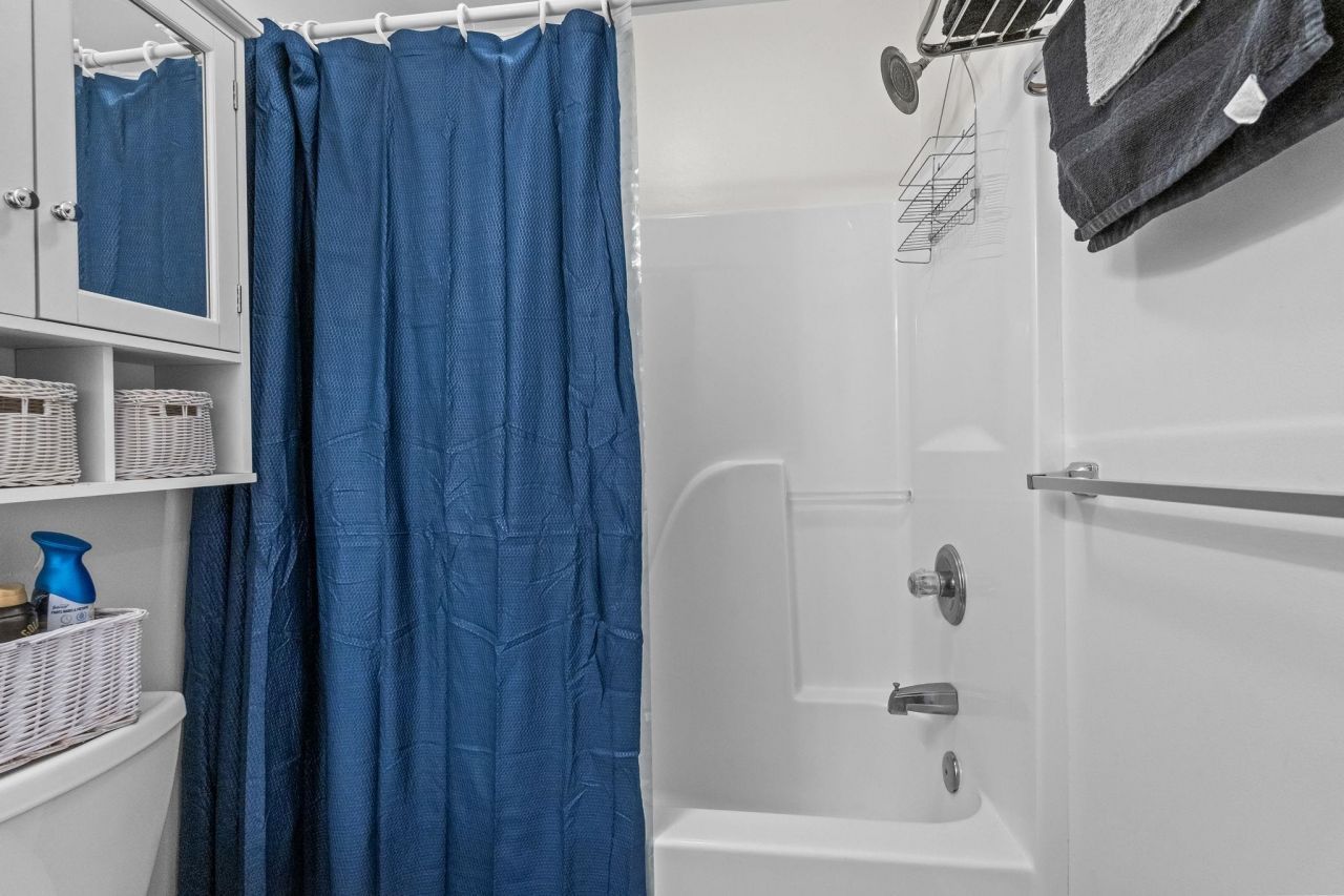 6001 - 1563 S Kings Hwy. Photo 30