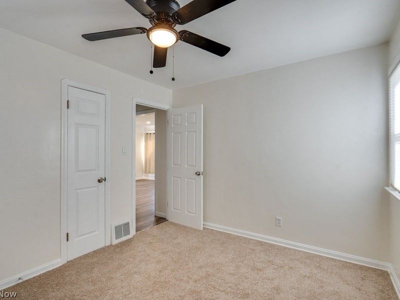 6406 Sunderland Drive, Parma, OH 44129 Photo 11